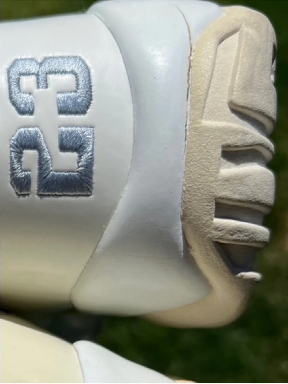 Vintage 2002 Air Jordan 9 Retro Low 